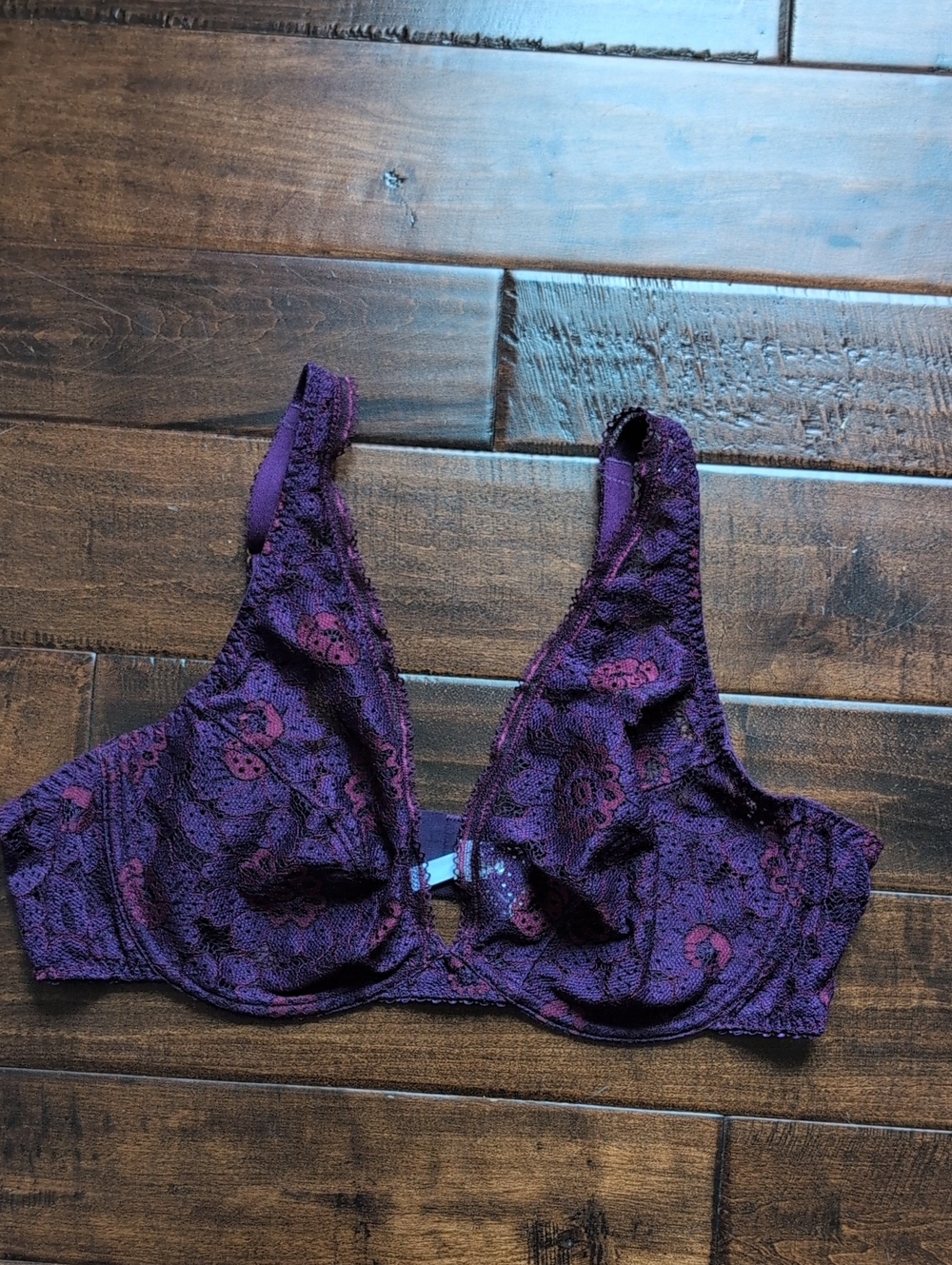 Simone Perele Purple Lace Plunge Underwire Bra